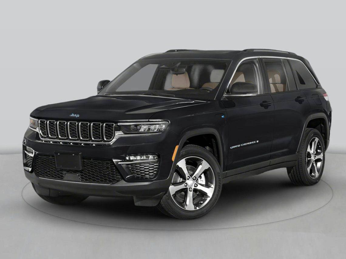 JEEP GRAND CHEROKEE 2023 1C4RJYB69PC623517 image